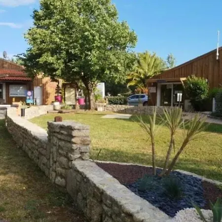 Campingplatz Mobil-home Accueillant Animaux - 6 Pers. - Api-1-52-2627 *